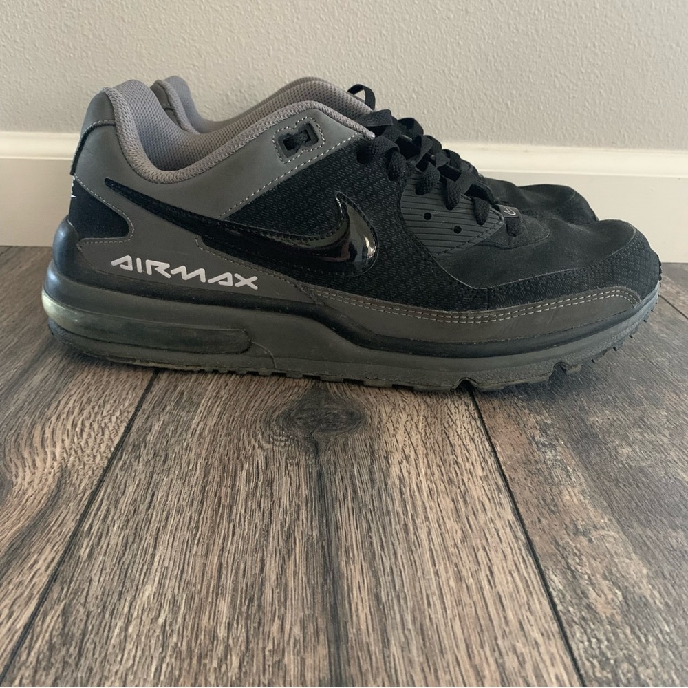 Men’s Nike air max